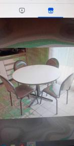 tafel en stoelen, Huis en Inrichting, Tafels | Eettafels, Ophalen, Kunststof, Rond, Tot twee personen