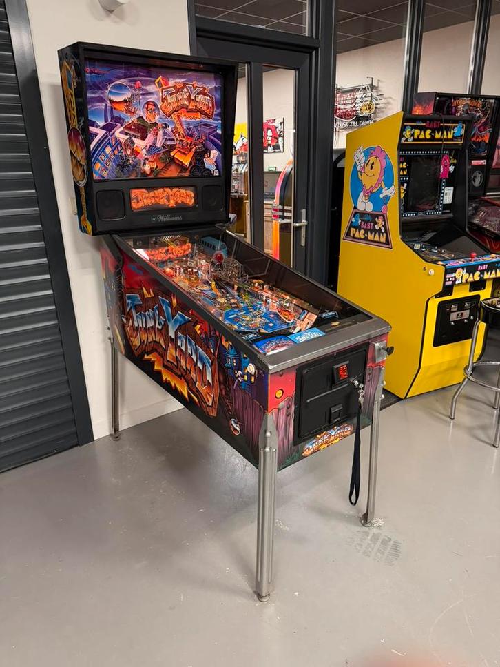 Prachtige flipperkast Williams Junk Yard Pinball 1996, Verzamelen, Automaten | Flipperkasten, Gebruikt, Flipperkast, Williams