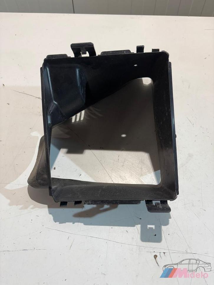 AUDI A3 8Y LUCHTGELEIDER 8Y0121673, Auto-onderdelen, Carrosserie, Bumper, Audi, Gebruikt, Ophalen of Verzenden