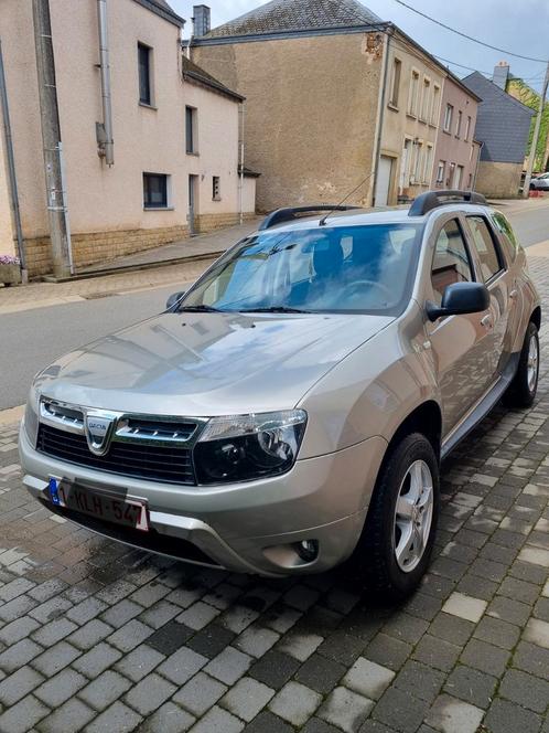 Dacia duster 4x4, Auto's, Dacia, Particulier, Duster, 4x4, Diesel, SUV of Terreinwagen, 5 deurs, Handgeschakeld, Beige, Zwart