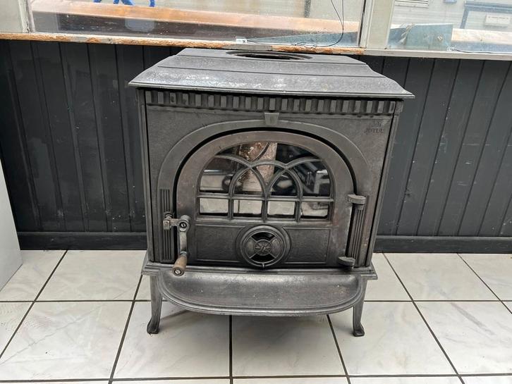 Jøtul FT8 gietijzeren houtkachel, Maison & Meubles, Poêles, Comme neuf, Autoportant, Poêle à bois, Bois, Enlèvement