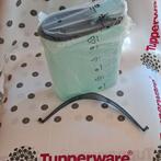 Tupperware nieuwe 2L schenkkan met afneembaar hengsel, Huis en Inrichting, Keuken | Tupperware, Ophalen of Verzenden, Nieuw, Blauw
