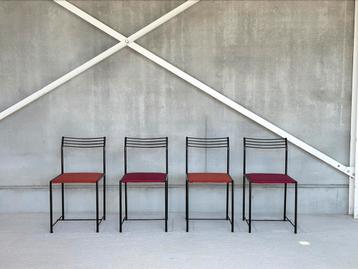 “Fly line” eetkamerstoelen, Italy, 1980’s beschikbaar voor biedingen