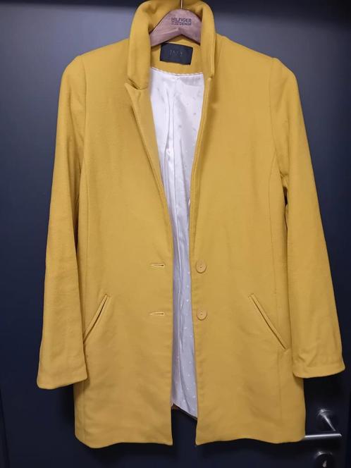 Jas vest dames Merk IKKS geel, Kleding | Dames, Jassen | Winter, Gedragen, Geel, Ophalen of Verzenden