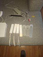 Nintendo Wii met 4 controllers + 2 nunchucks, Ophalen of Verzenden