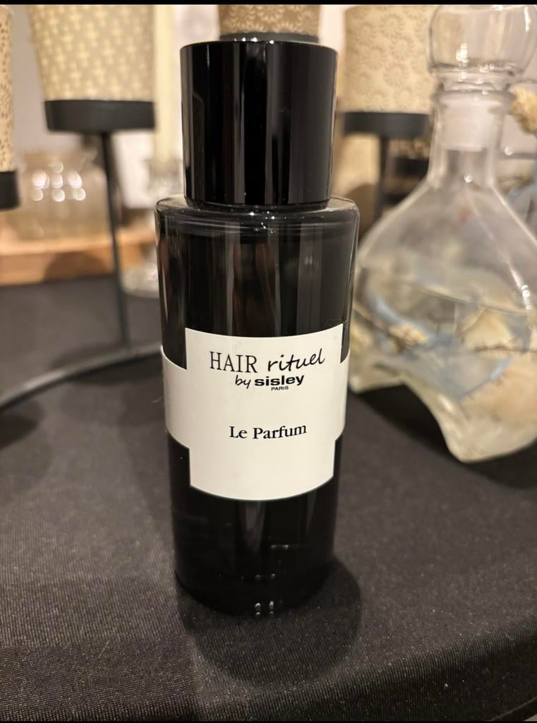 Le parfum sisley, Enlèvement ou Envoi, Neuf