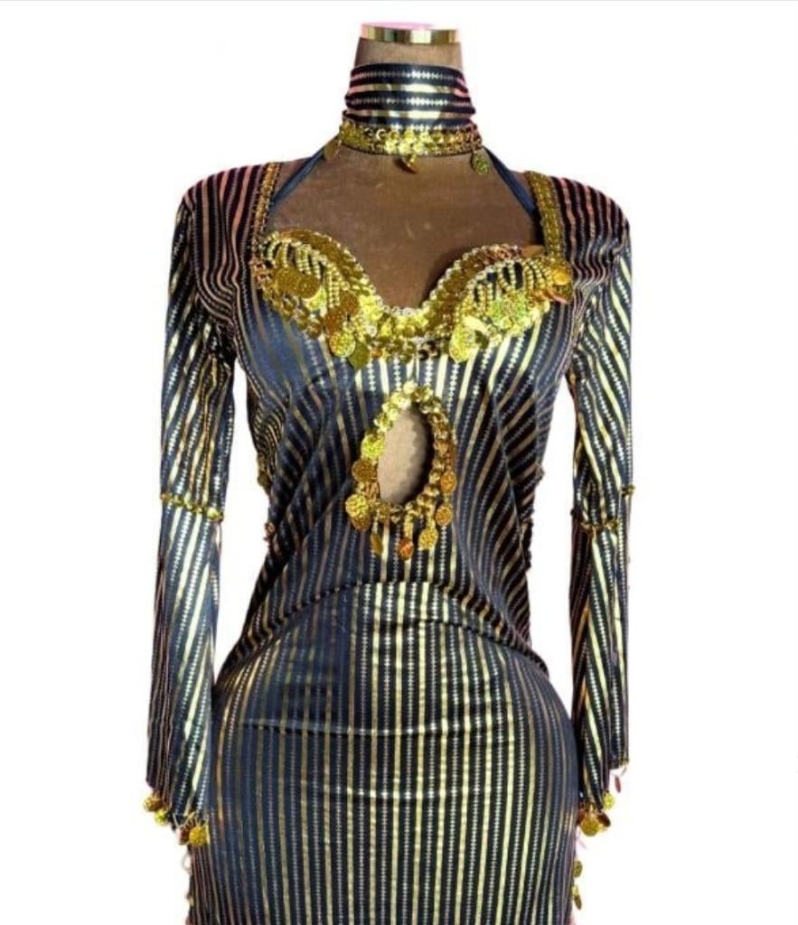 Robe glamour noire et dorée avec sequins et franges, Neuf, Galabeya, Autres couleurs, Autres types