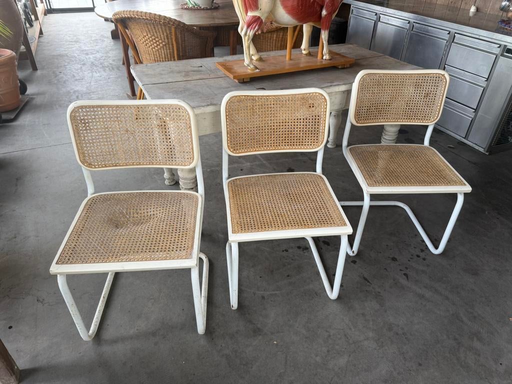 Wit of zwarte thonet stoelen marcel breuer