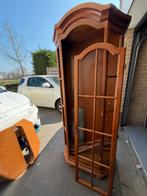 Gratis: servieskast om op te knappen, Huis en Inrichting, Ophalen, Gebruikt