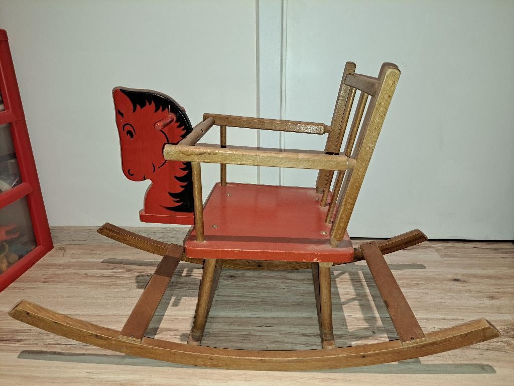 Schommelpaard, Ophalen, Gebruikt