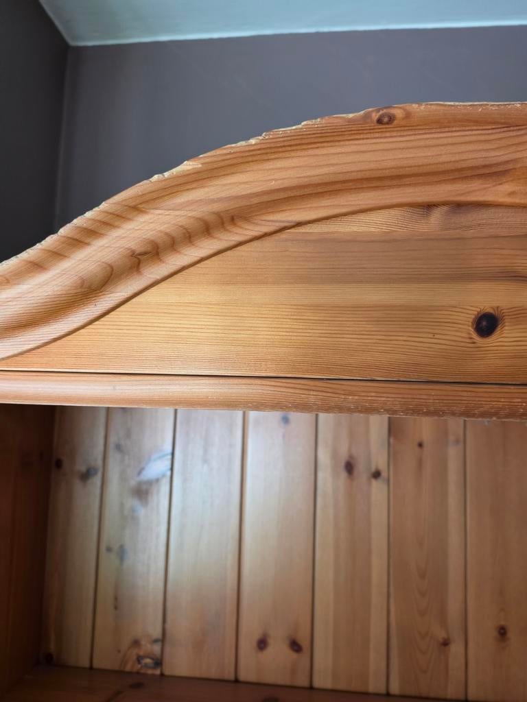 Houten boekenrek, Ophalen