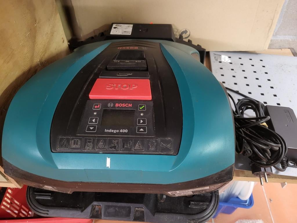 Robotmaaier Indego 400 in goede staat, Tuin en Terras, Robotmaaiers, Ophalen