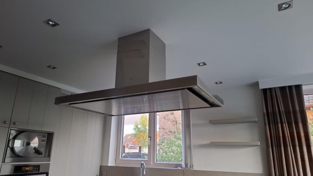 Dampkap novy, Ophalen