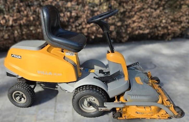Frontmaaier Zitmaaier Stiga Villa 14 HST, Tuin en Terras, Zitmaaiers, Gebruikt, 90 tot 120 cm, Elektrische starter, Mulchfunctie
