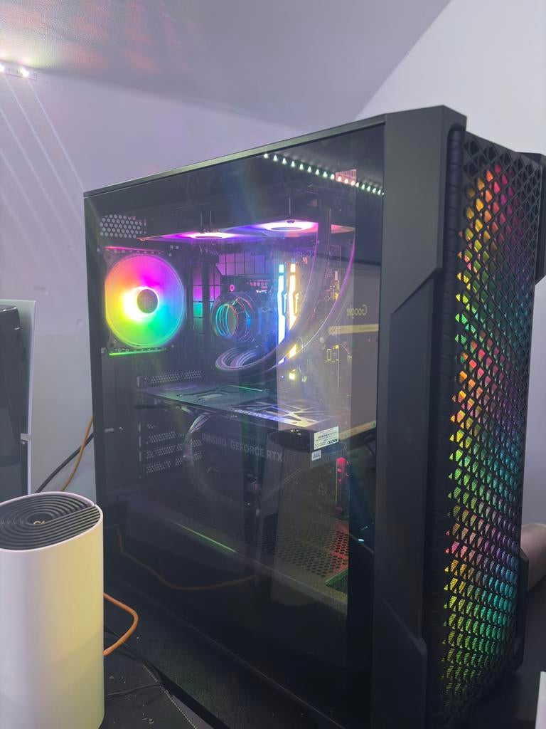 Pc Gamer, Ophalen, Zo goed als nieuw