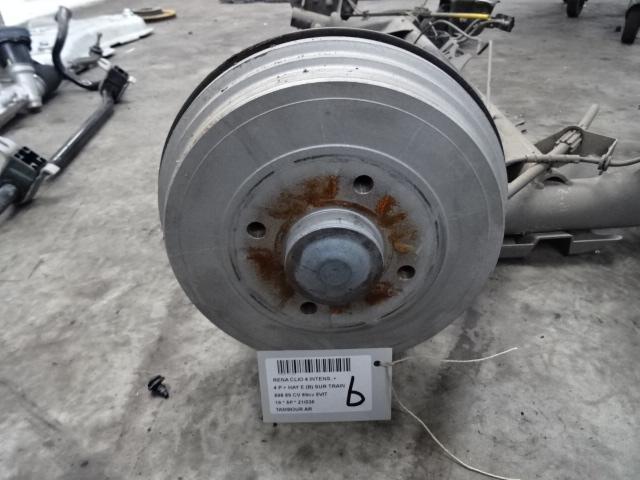 TAMBOUR DE FREIN ARRIÈRE Renault Clio IV (5R), Autos : Pièces & Accessoires, Freins & Transmission, Renault, Utilisé