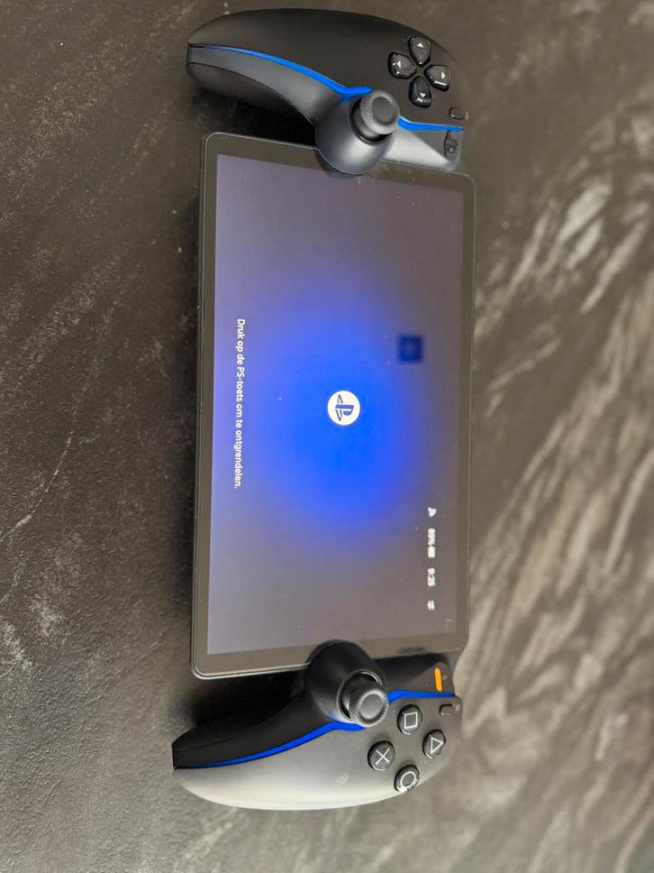 Playstation remote, Games en Spelcomputers, Games | Sony PlayStation Portable, Nieuw, Ophalen