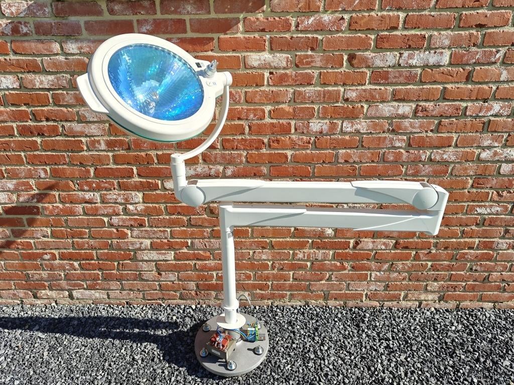 Operatielamp / werklamp / onderzoekslamp Dr. Mach, Ophalen, Gebruikt