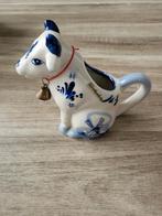 Koe delfs blauw porselein melkkan, Ophalen