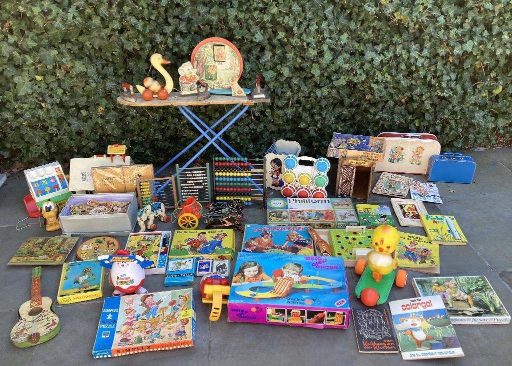 Zolderopruiming: grote partij oud speelgoed, Enlèvement, Utilisé