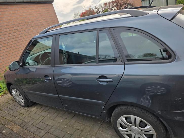 Skoda Fabia combi 1.2 tdi eu 5 2500, Auto's, Skoda, Particulier, Fabia, Benzine, Euro 5, Ophalen