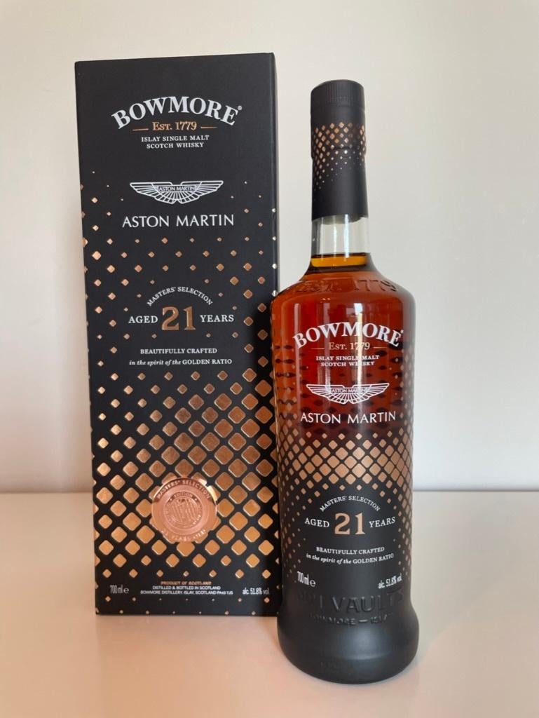 Bowmore Aston Martin whisky 21 & 22 (prijs per fles), Collections, Vins, Enlèvement ou Envoi, Neuf, Pleine