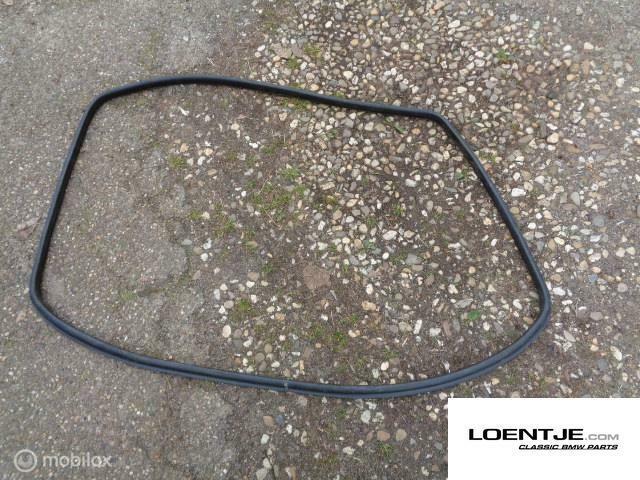 Voorruitrubber BMW e30 type 2 325i 320i 318i 316i, Enlèvement ou Envoi, Utilisé, BMW, BMW