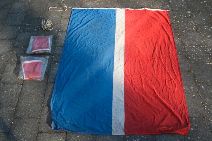 3 x Fina vlag (2 nieuwe nog in verpakking) (jaren 70/80), Verzamelen, Merken en Reclamevoorwerpen, Zo goed als nieuw, Reclamebord