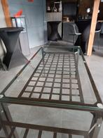 Tafel gietijzer poten en glazen blad, Huis en Inrichting, Ophalen