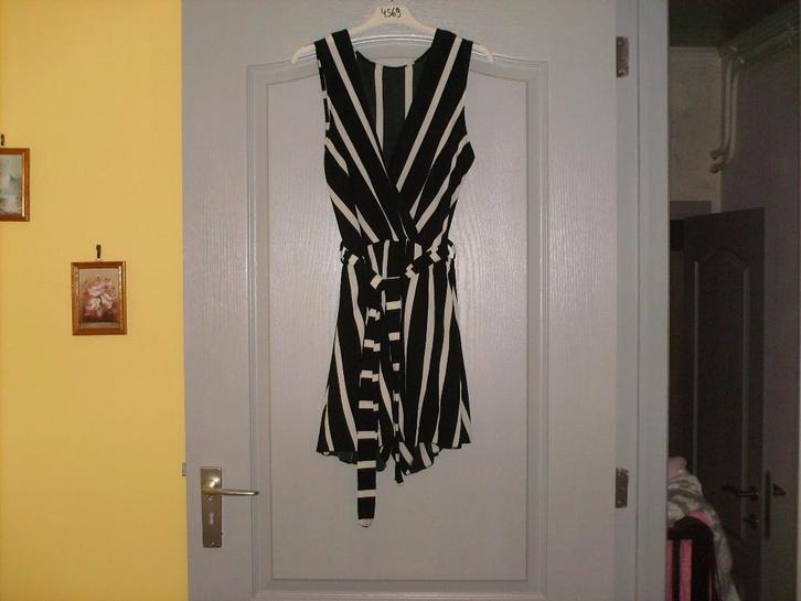 a vendre robe pour dame, Kleding | Dames, Jurken, Nieuw, Overige kleuren, Boven de knie, Ophalen of Verzenden