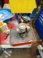 Carbide lantaarn lafes, Ophalen