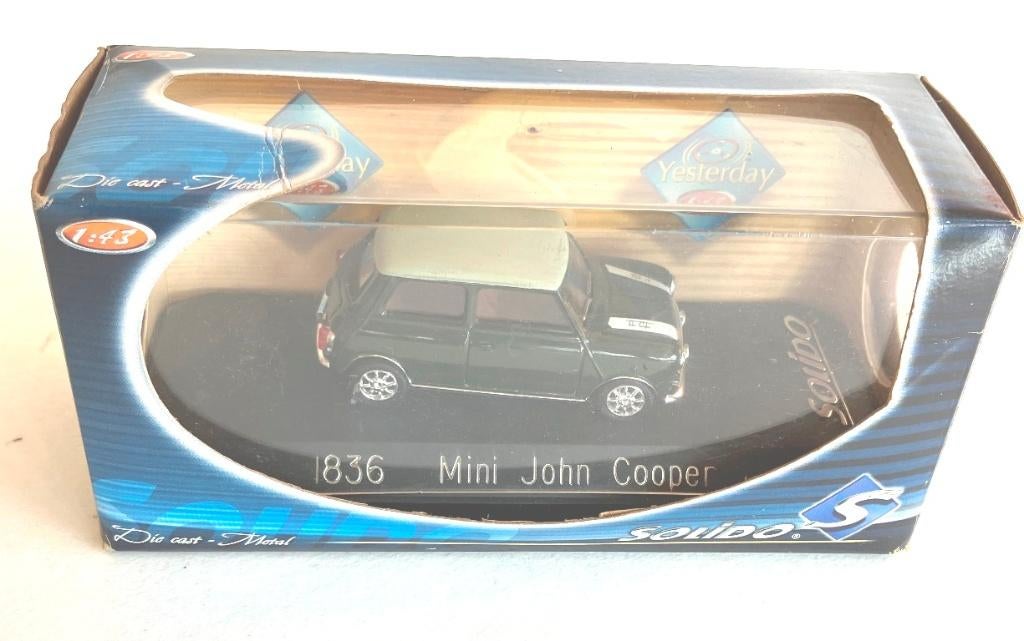 Mini Cooper “ John Cooper “ Solido. # 1836., Hobby en Vrije tijd, Modelauto's | 1:43, Zo goed als nieuw, Auto, Solido, Ophalen of Verzenden