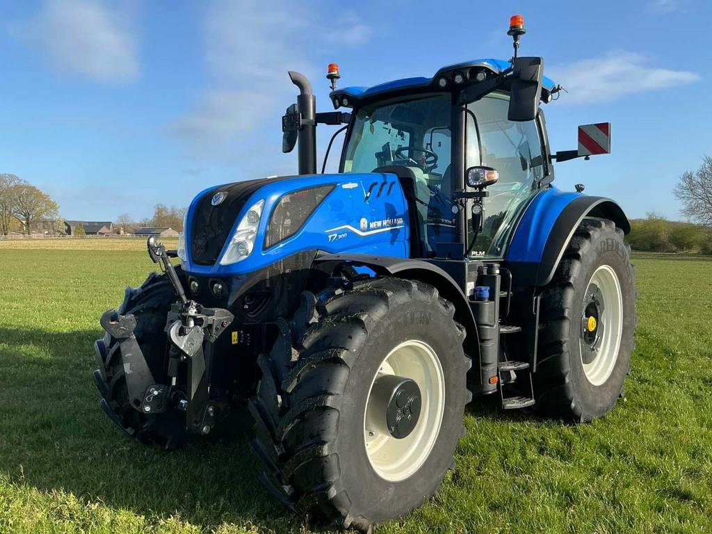 Tracteur agricole New Holland T7.300 à traction intégrale, Articles professionnels, Agriculture | Tracteurs, Utilisé, New Holland