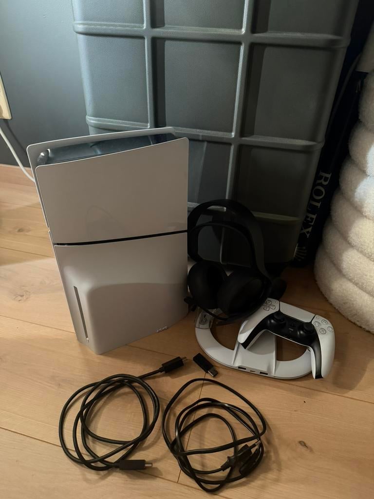 Playstation 5 slim avec lecteur et casque sony, Enlèvement, Comme neuf