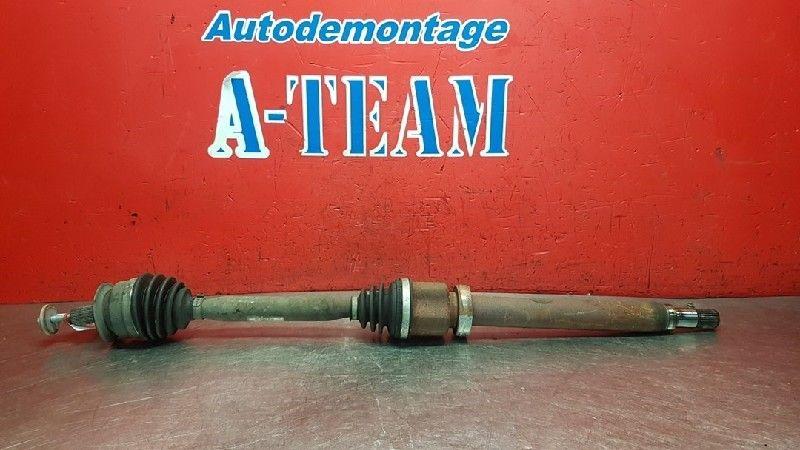 AANDRIJFAS RECHTS VOOR ABS Volvo C30 (EK / MK) (P31256930), Gebruikt, Volvo