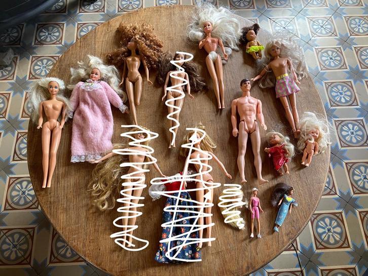 Barbie Mattel Set van 11 poppen 1970 - 1990 Vintage, Verzamelen, Poppen, Gebruikt, Pop, Verzenden