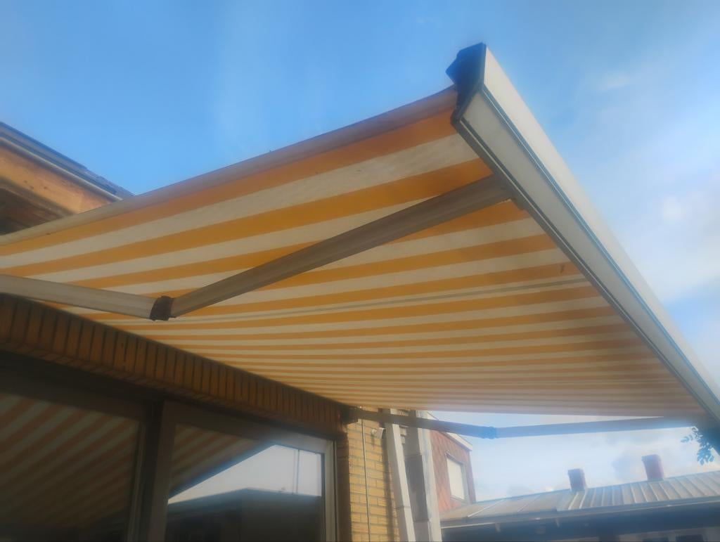 Zonneluifel manueel, Tuin en Terras, Zonneschermen, Ophalen