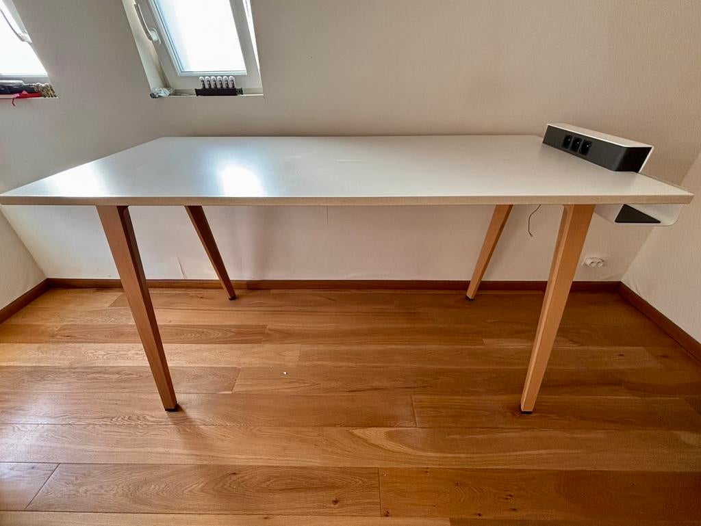 Bureau debout Steelcase, Ophalen, Gebruikt, Hout, Kabelgoot