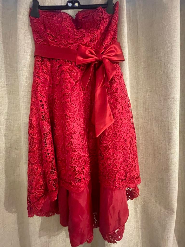 Robe rouge, Rouge, Comme neuf, Enlèvement, Autres types