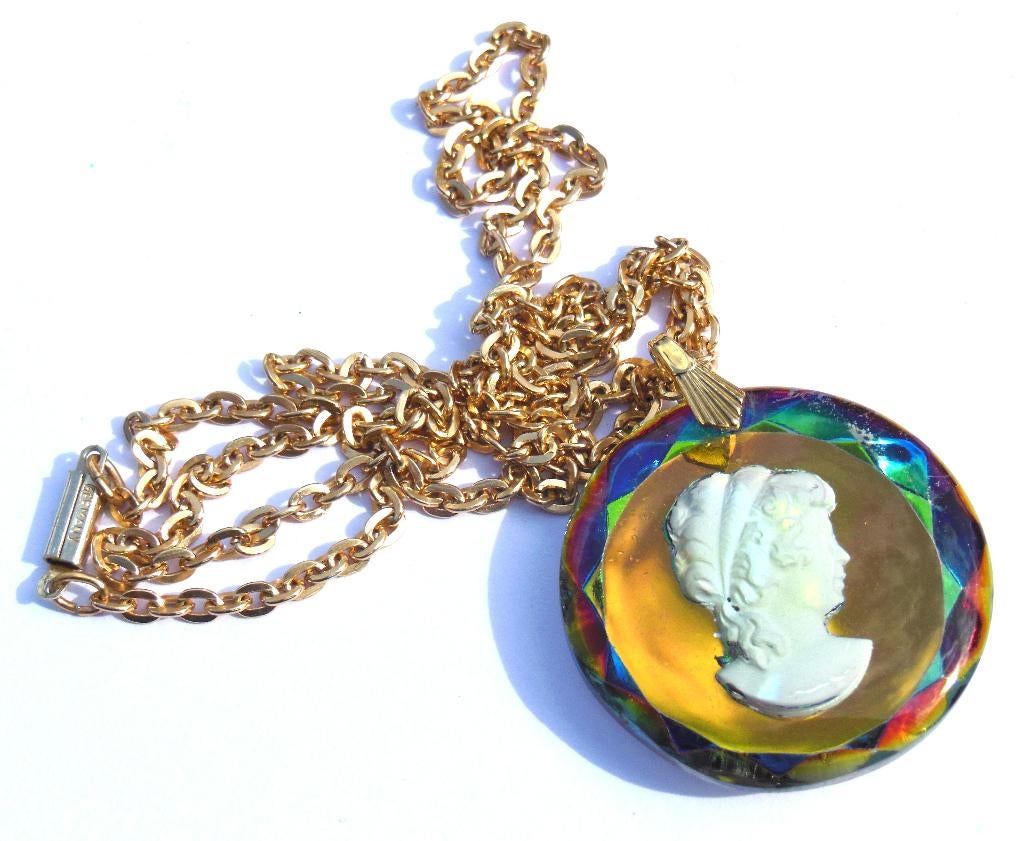 Très beau pendentif en pierre du Rhin, Handtassen en Accessoires, Kettinghangers, Verzenden, Zo goed als nieuw, Overige kleuren