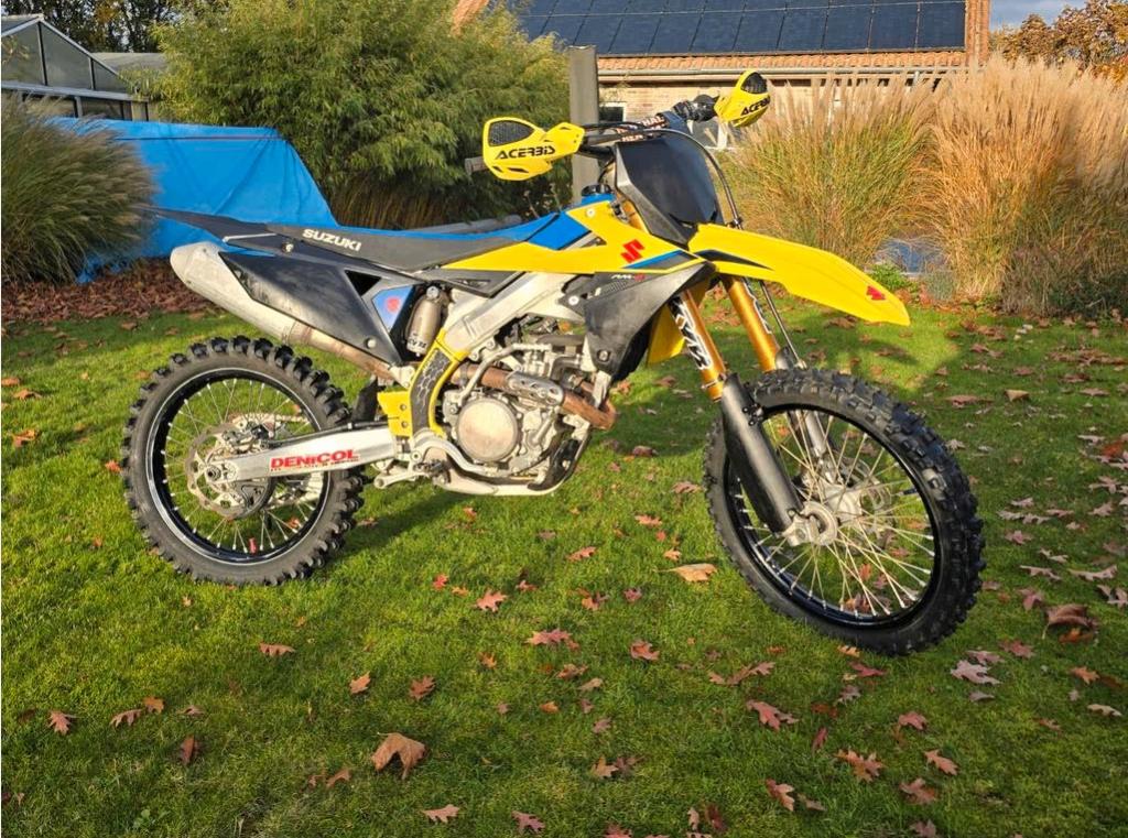 Suzuki rmz 250 2019  + extra nieuw achterwiel met band, Ophalen, Gebruikt