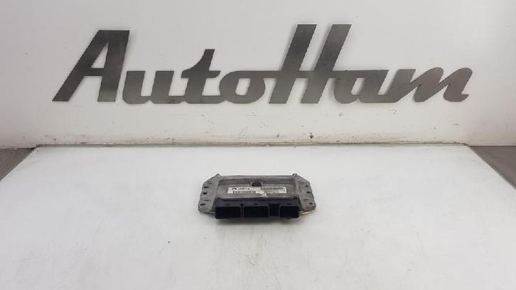CALCULATEUR MOTEUR ECU Renault Clio III (BR / CR), Autos : Pièces & Accessoires, Électronique & Câbles, Renault, Utilisé