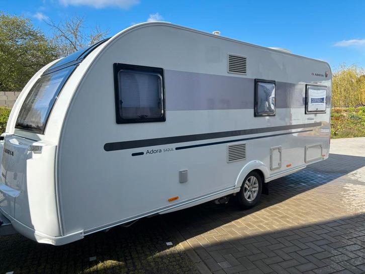 Adria adore 540. Version la plus chère, Caravanes & Camping, Caravanes, Particulier, Adria, Auvent, Auvent, Enlèvement ou Envoi
