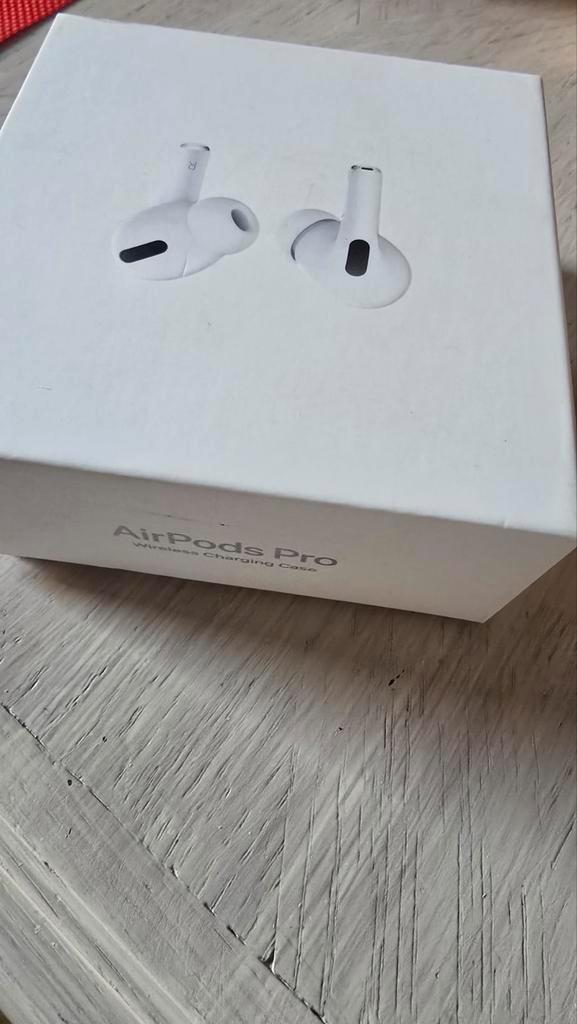 Airpods pro, Télécoms, Téléphonie mobile | Écouteurs, Enlèvement
