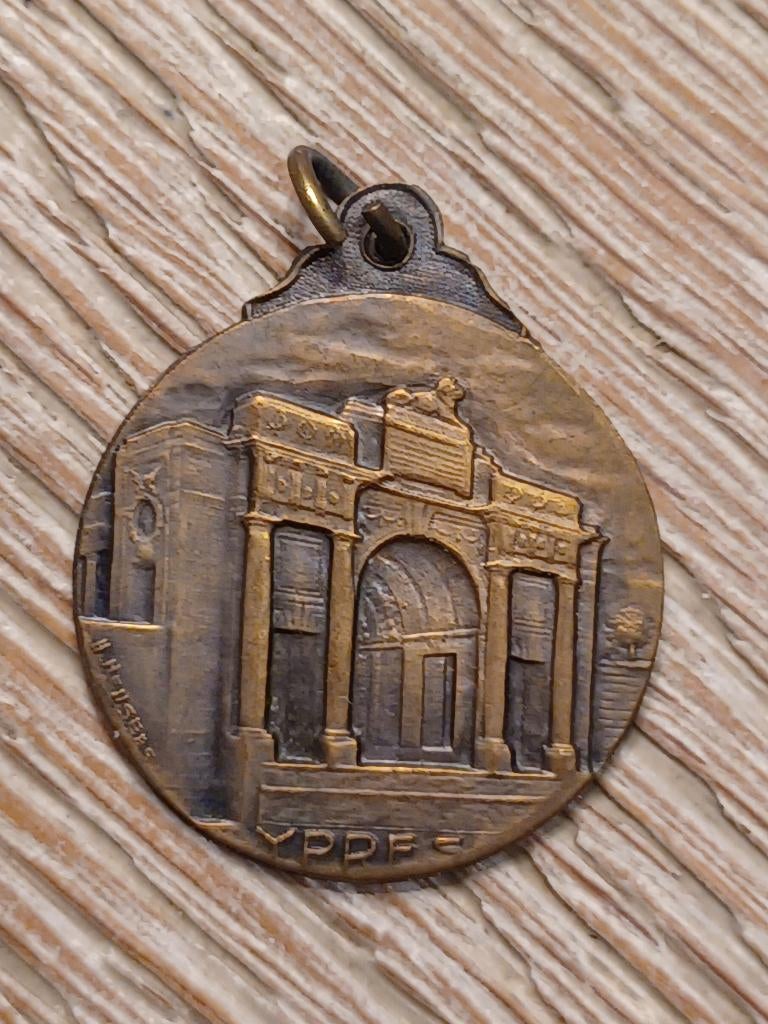 medaille wo1 ieper oprichten menen poort 1927, Ophalen of Verzenden, Brons