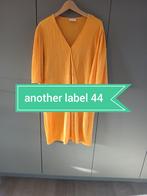 Kleed another label 44, Kleding | Dames, Jurken, Another label, Verzenden, Maat 42/44 (L), Oranje