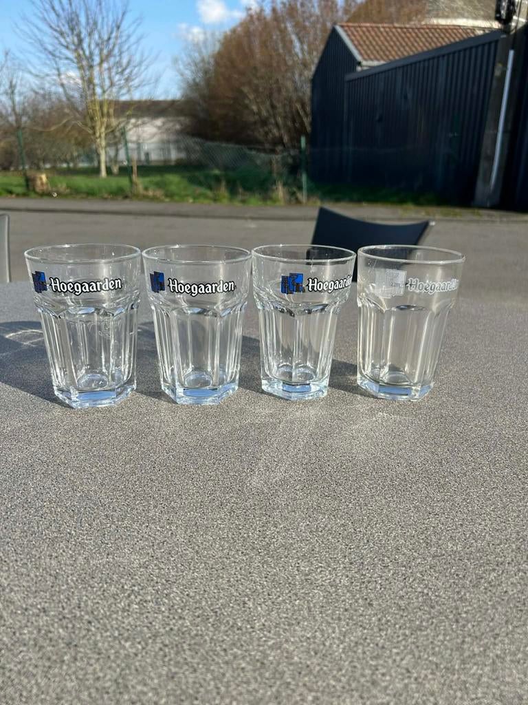 47 verres divers Ciney, Leffe,...., Collections, Enlèvement