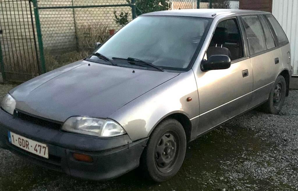 Suzuki Swift 1.3 essence 1993, Autos, Suzuki, Particulier, Swift, Essence, 5 portes, Boîte manuelle, Enlèvement