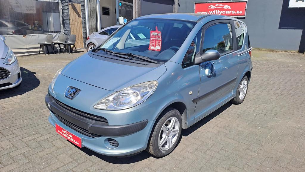 Peugeot 1007 1.4i Automaat! (bj 2005), Auto's, Peugeot, Automaat, 4 zetels, Stof, Zwart