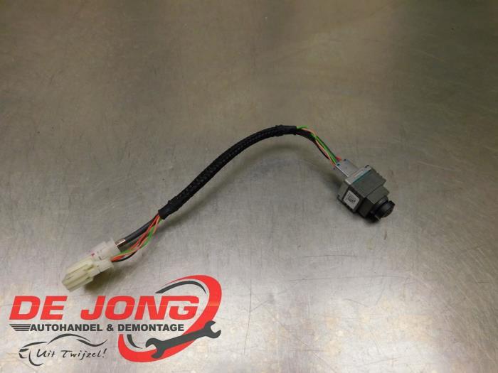 Caméra de recul d'un Mercedes C-Klasse, Autos : Pièces & Accessoires, Électronique & Câbles, Mercedes-Benz, Utilisé, 3 mois de garantie